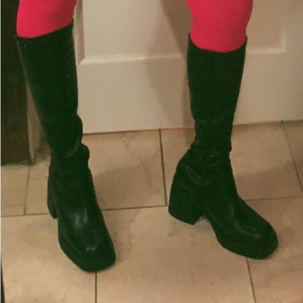 Vagabond Black Chunky Sole Boots